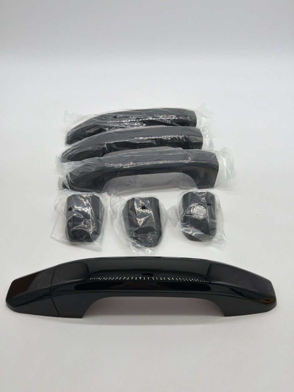 Carbon Fiber Style Exterior Door Handle Covers For 2023–2026 Chevy Colorado & GM